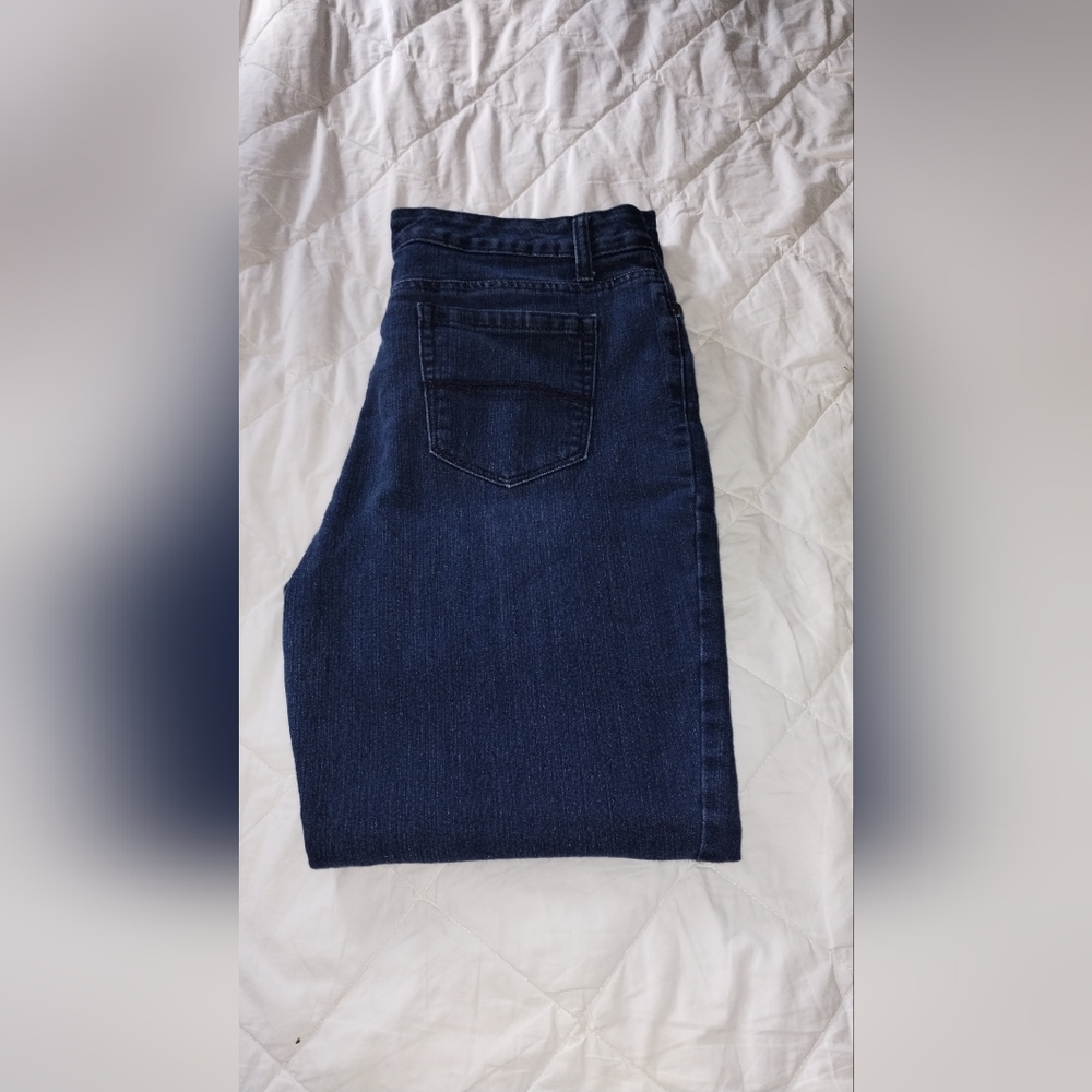Women's Bandolino Brand Jeans - Picture 3 of 4